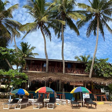 Lucky Sea Beach Hotel Tangalle Dış mekan fotoğraf